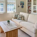 Semesterbostad 2 Bedroom Gorgeous In *